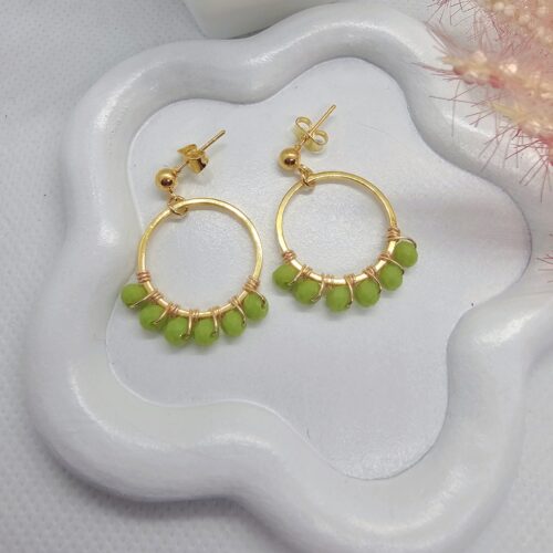 Boucles d'oreilles Perles de verre vertcolor bijoux Boucles d'oreilles Perles de verre vert color bijoux