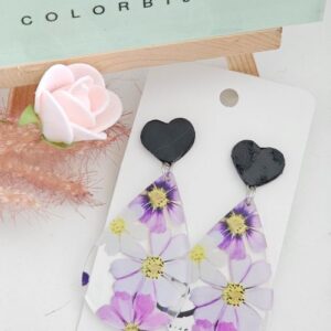 Boucles d'oreilles goutte résine lilas