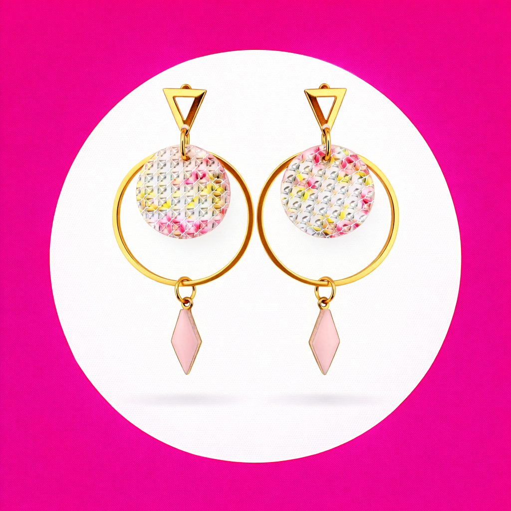 Boucles d'oreilles Candy en cuir blanc fleurie (2)