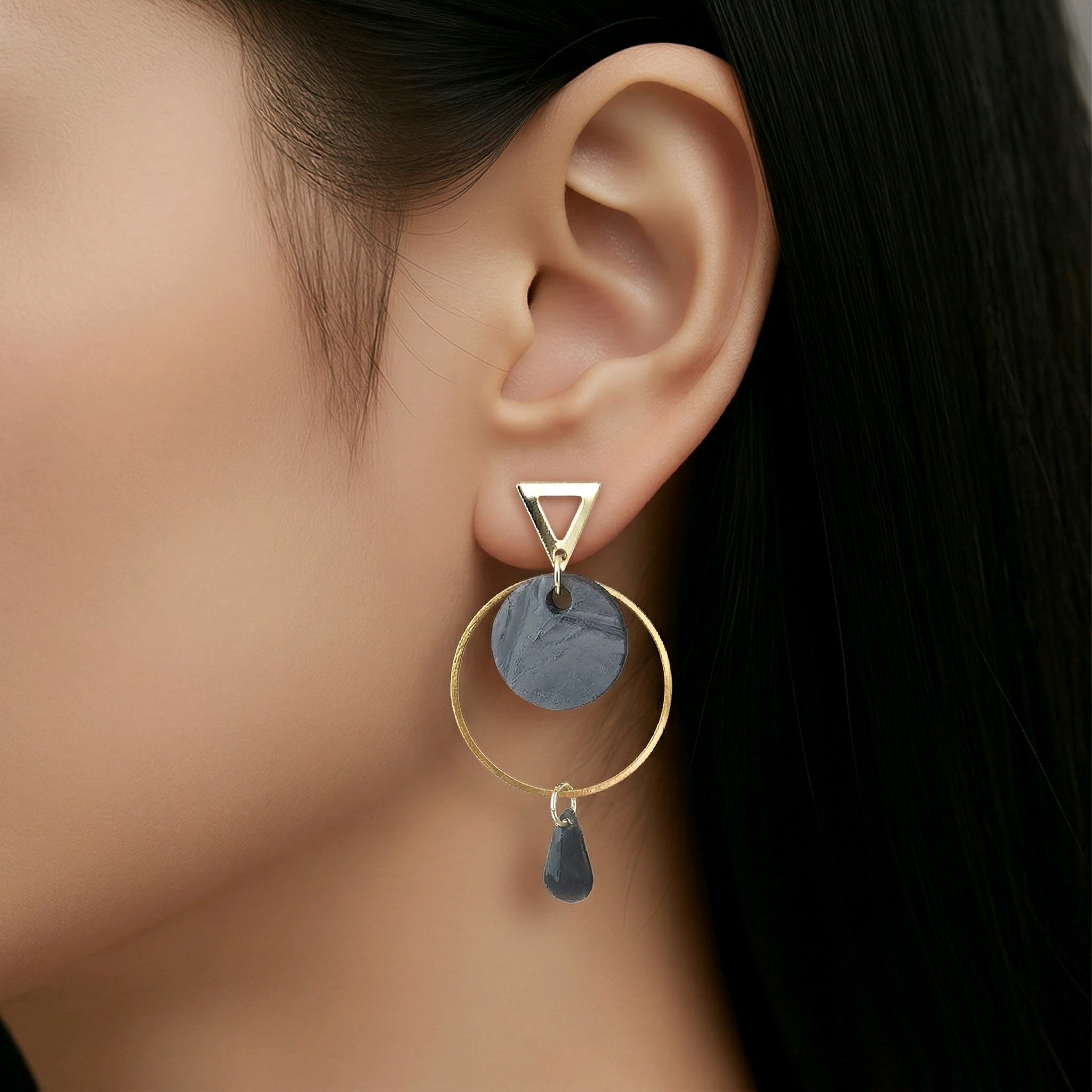 Boucles d'oreilles Candy en cuir gris (1)