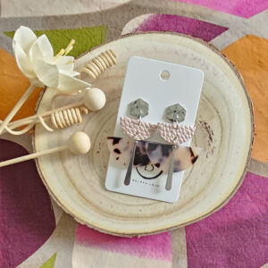 Boucles d'oreilles Charlotte en cuir rose (1)