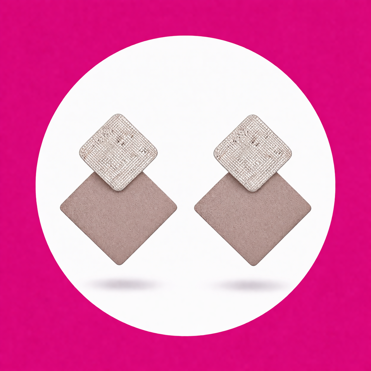 Boucles d'oreilles Chloé en cuir beige (2)
