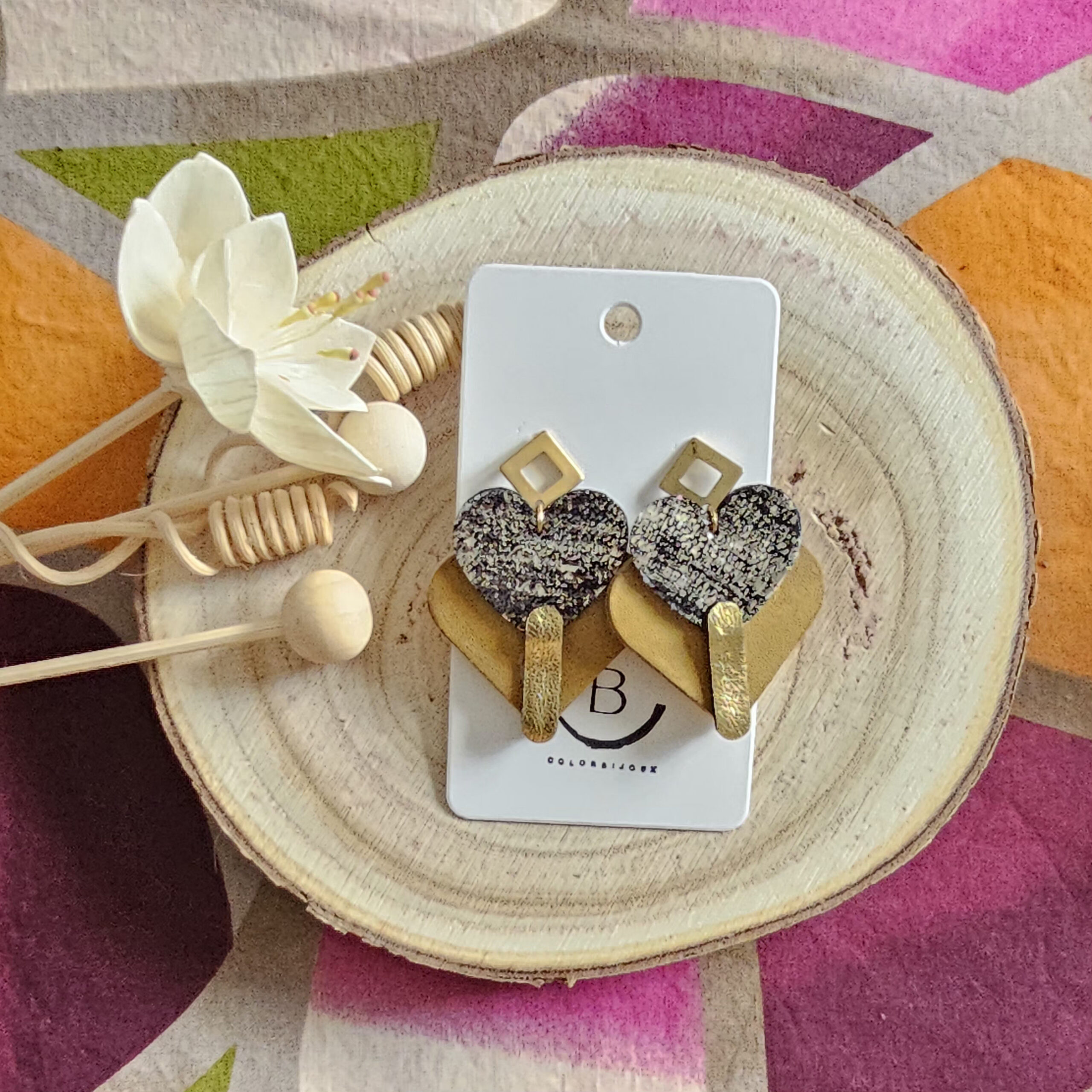 Boucles d'oreilles Diva en cuir doré ocre (1)
