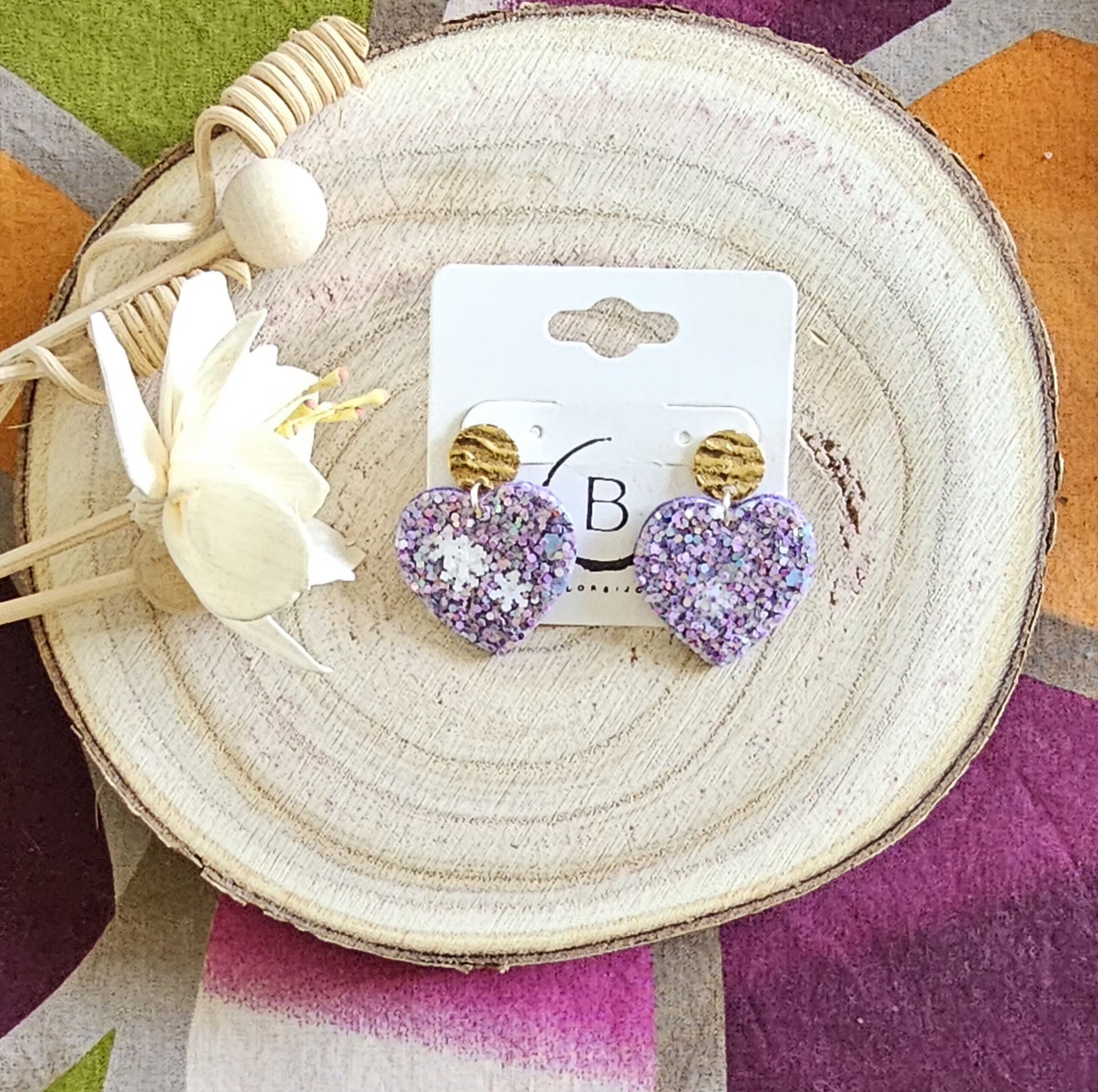 Boucles d'oreilles Girly en cuir lilas pailleté (1)