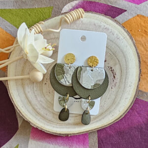 Boucles d'oreilles Glow en cuir vert avocat argent (1)