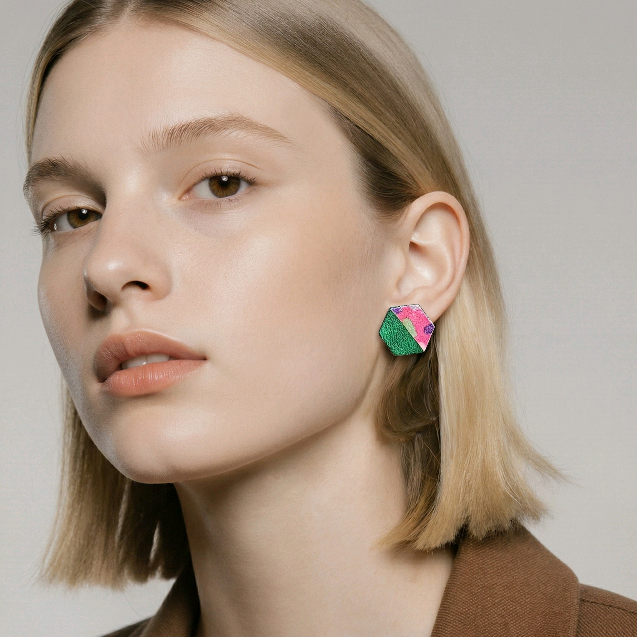 Boucles d'oreilles Jasmin en cuir vert multicolore (1)