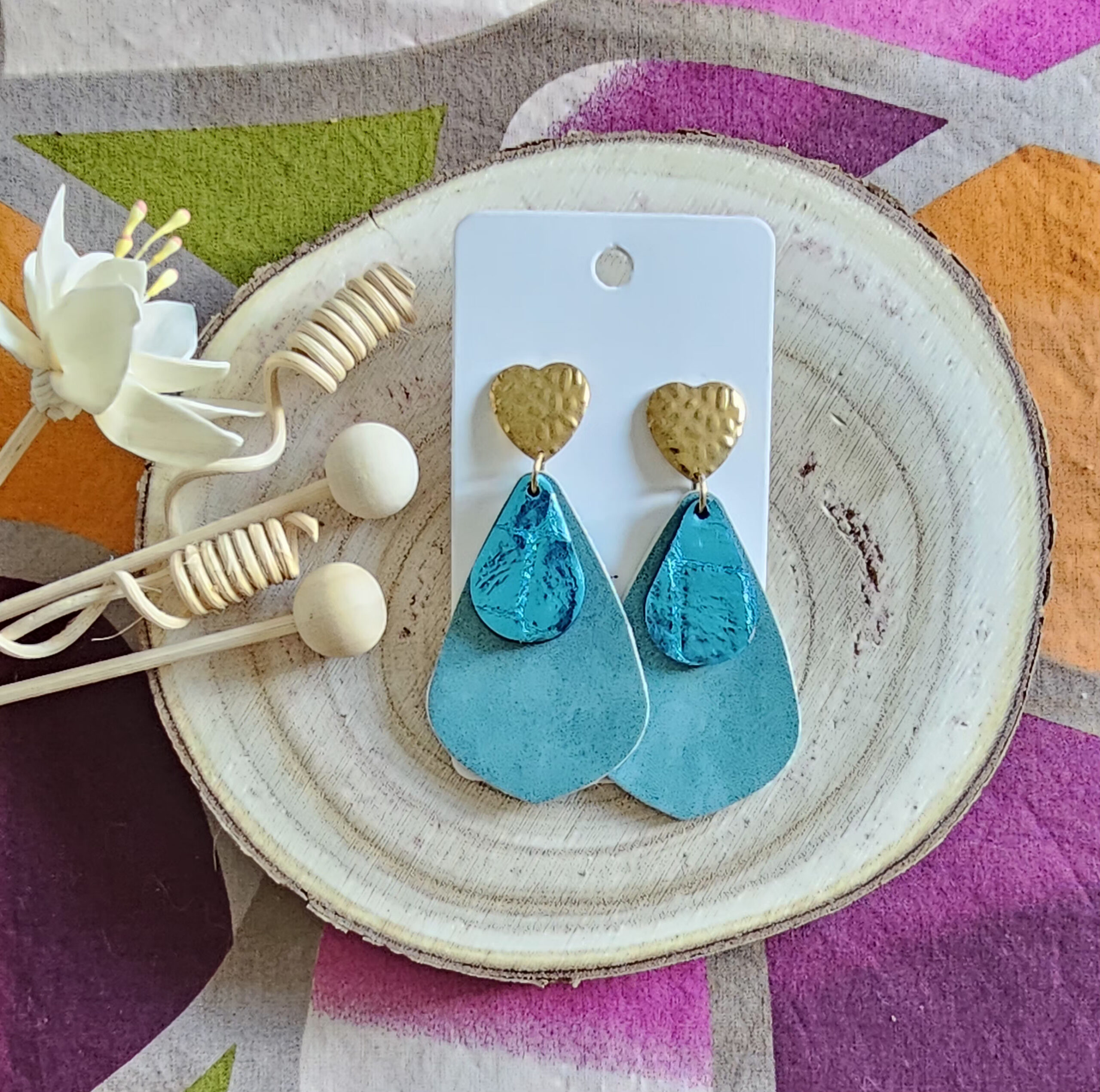 Boucles d'oreilles June cuir turquoise (1)