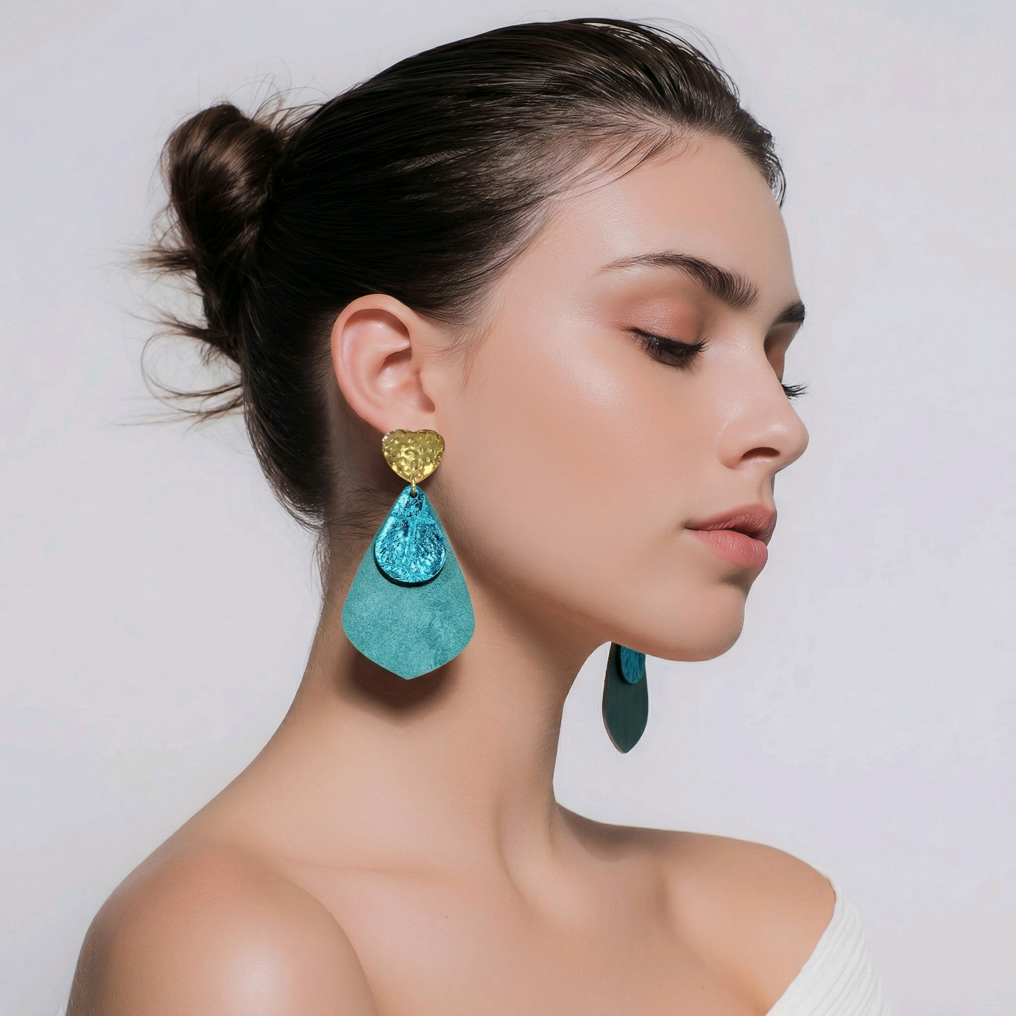 Boucles d'oreilles June cuir turquoise (1)