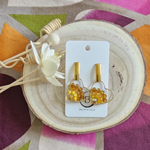 Boucles d'oreilles Lovely en perles de verre jaune (1)