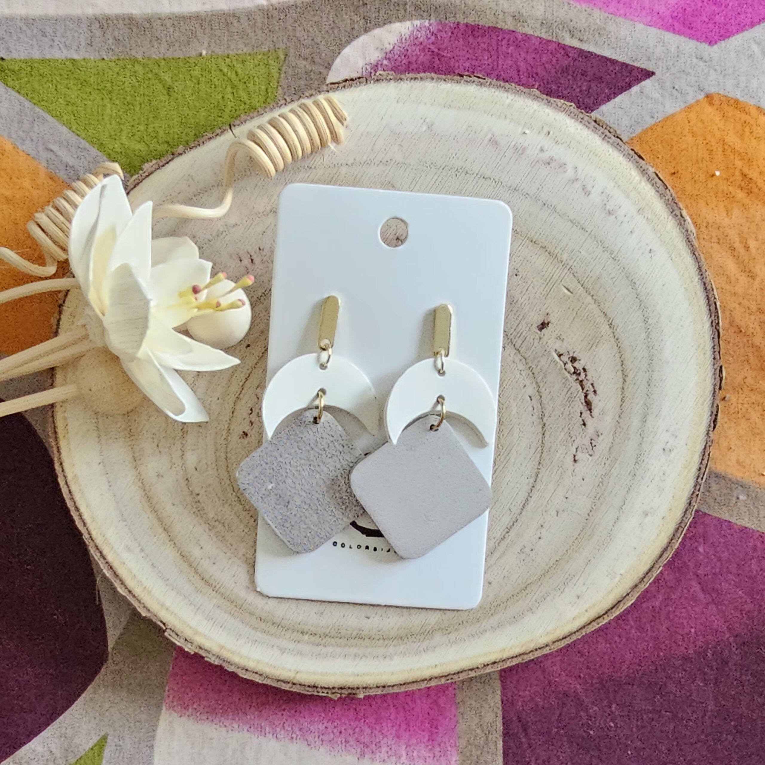 Boucles d'oreilles Luna en cuir blanc argent (1)