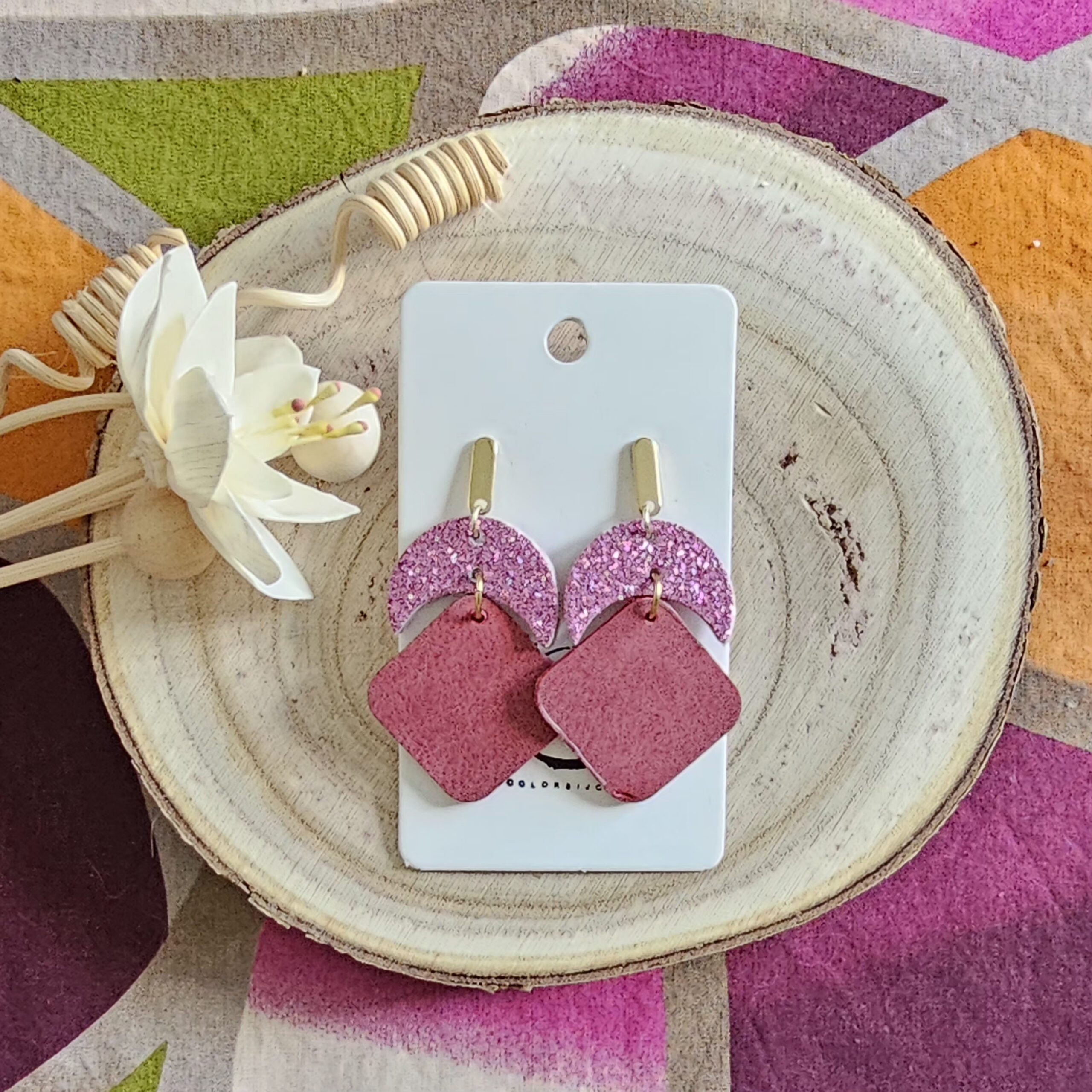 Boucles d'oreilles Luna en cuir rose framboise (1)