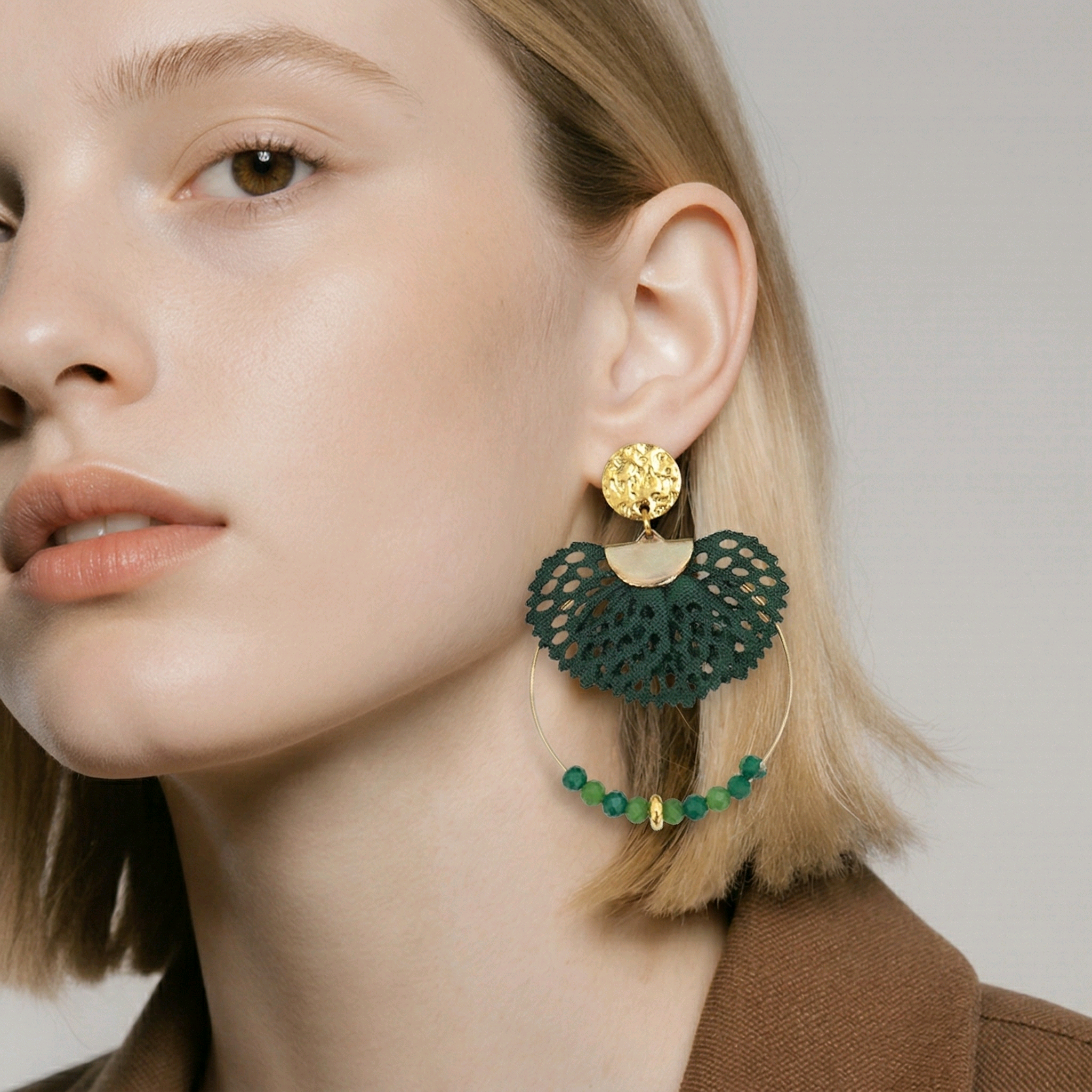 Boucles d'oreilles Nina en perles de verre vert (1)