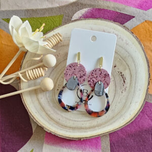 Boucles d'oreilles Stella en cuir rose multicolore (1)