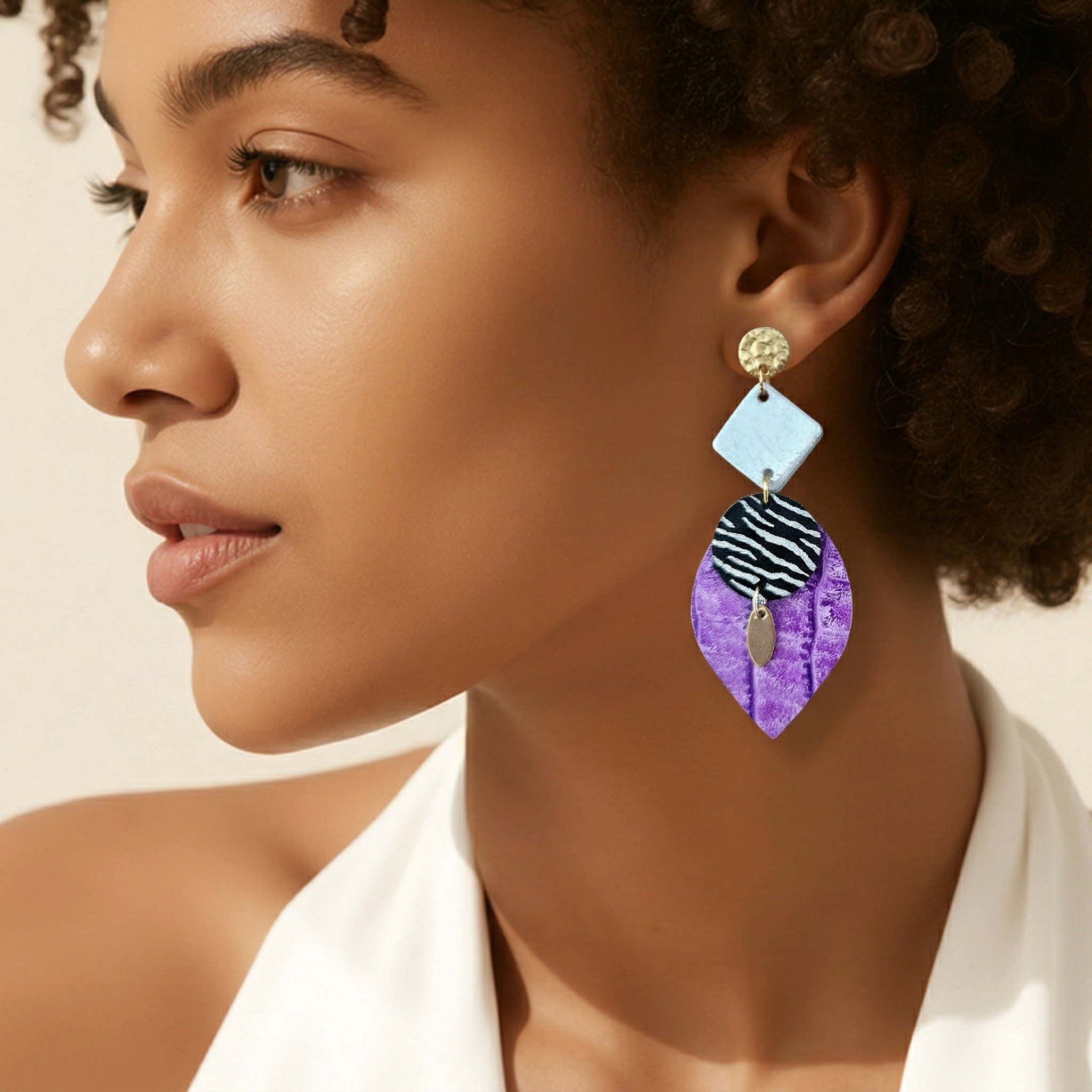 Boucles d'oreilles Sunset en cuir argent noir violet (1)