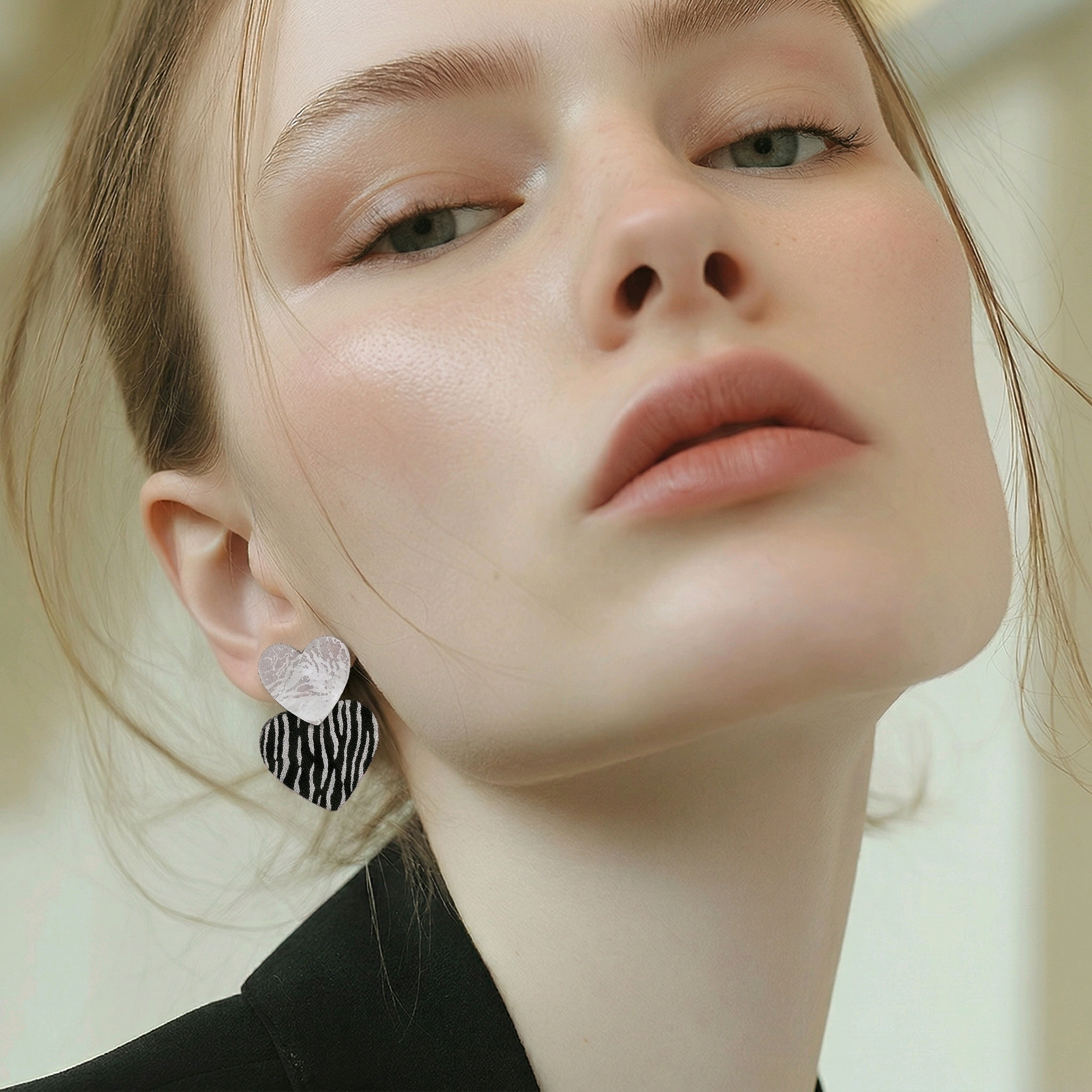 Boucles d'oreilles Venise en cuir argent noir (1)