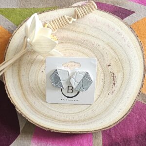 Boucles d'oreilles Jasmin en cuir blanc argent (1)