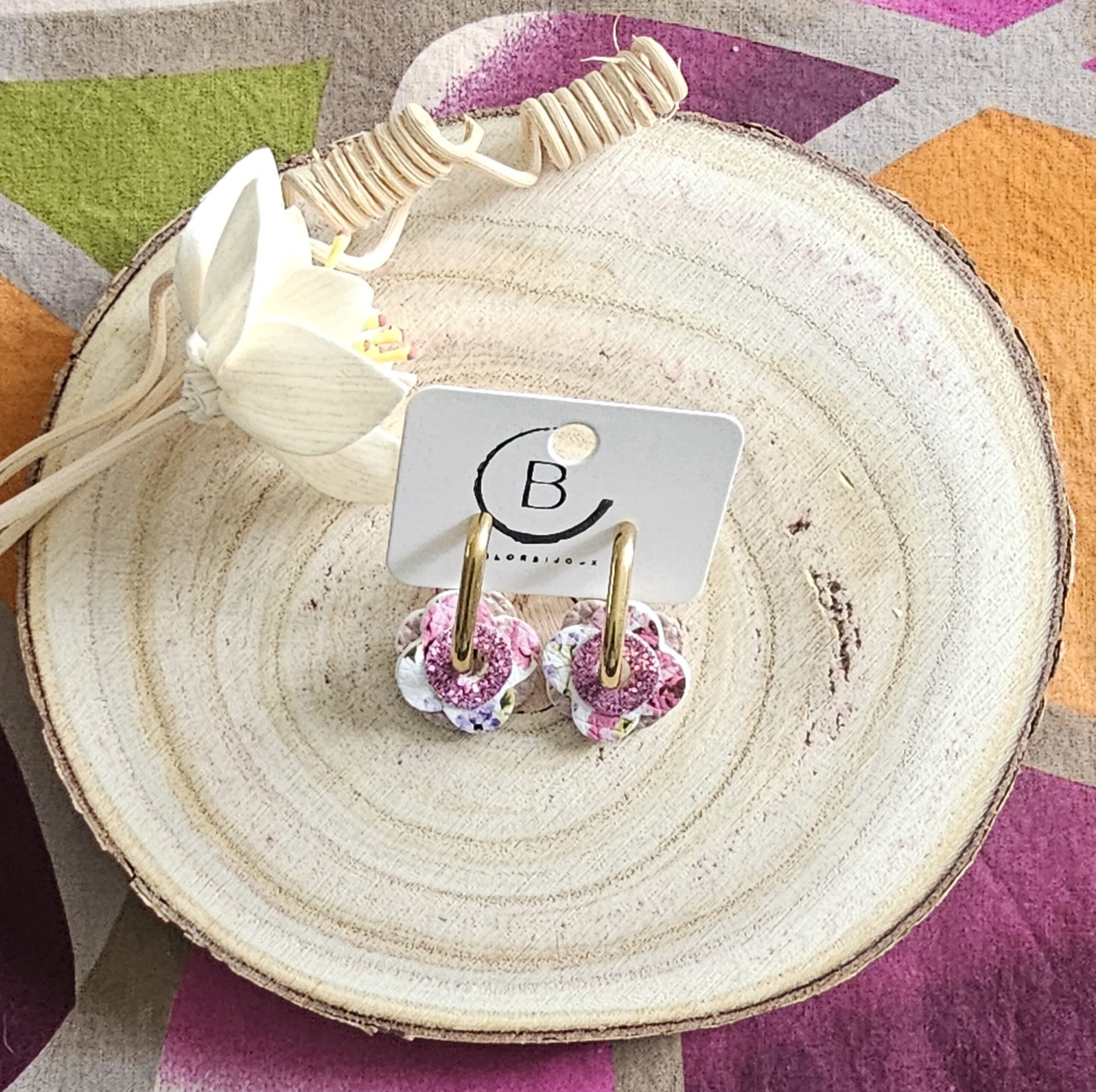 Créoles rectangulaire en cuir rose (1)